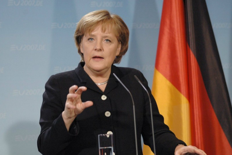 Angela Merkel legendarno je odgovorila u jednom od prvih razgovora o PESCO: ‘’ Bundeswher? Da, imamo, ali ne upotrebljavamo mnogo’’. Dobro, to jest šala, jer  je epoha njemačkog radikalnog pacifizma, koja je definirala Njemačku od kraja Drugog svjetskog rata,  pa preko političke filozofije  Willya Brandta na izmaku.